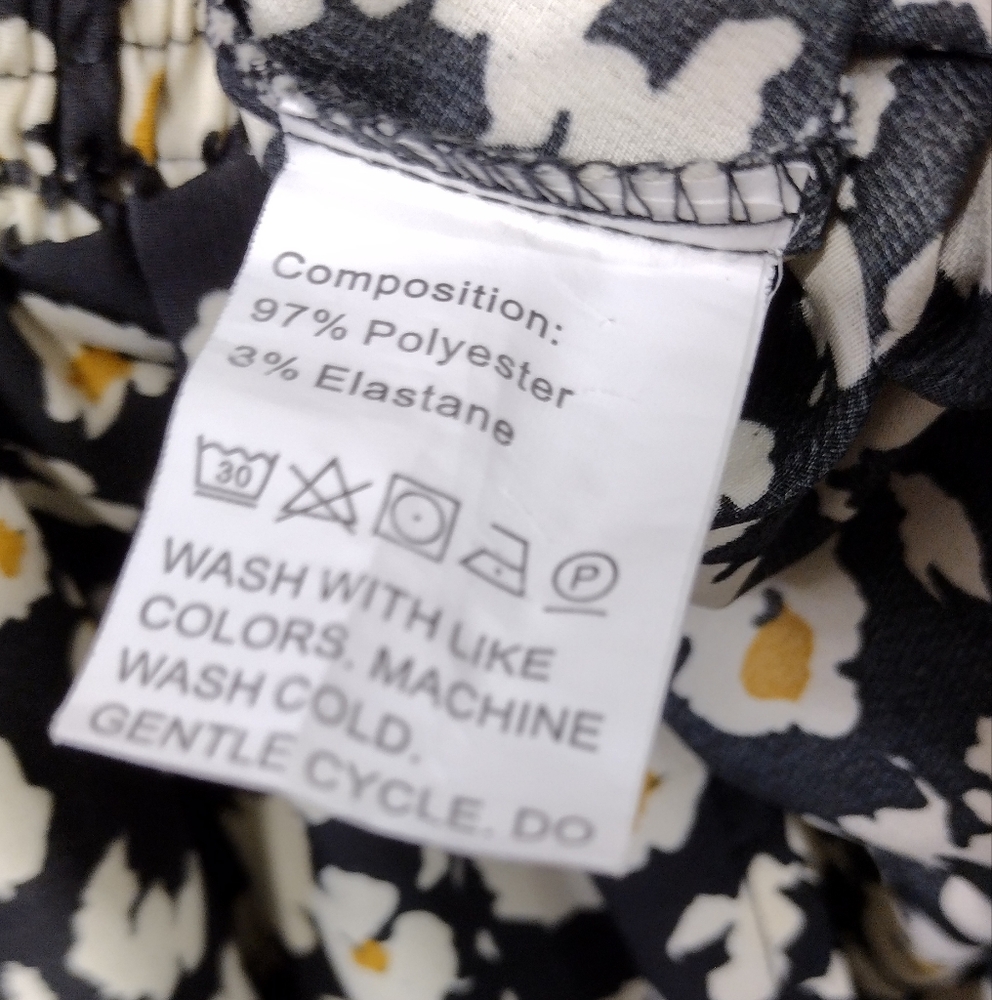 PrettyGarden Floral Smocked Babydoll Top Women's L Black White Cottagecore Y2K - Picture 10 of 10